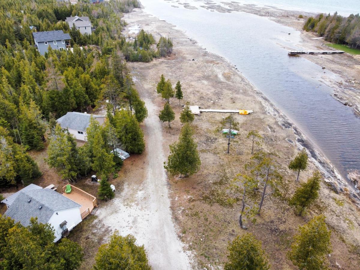 Neptunes Hideaway Tobermory Exterior photo